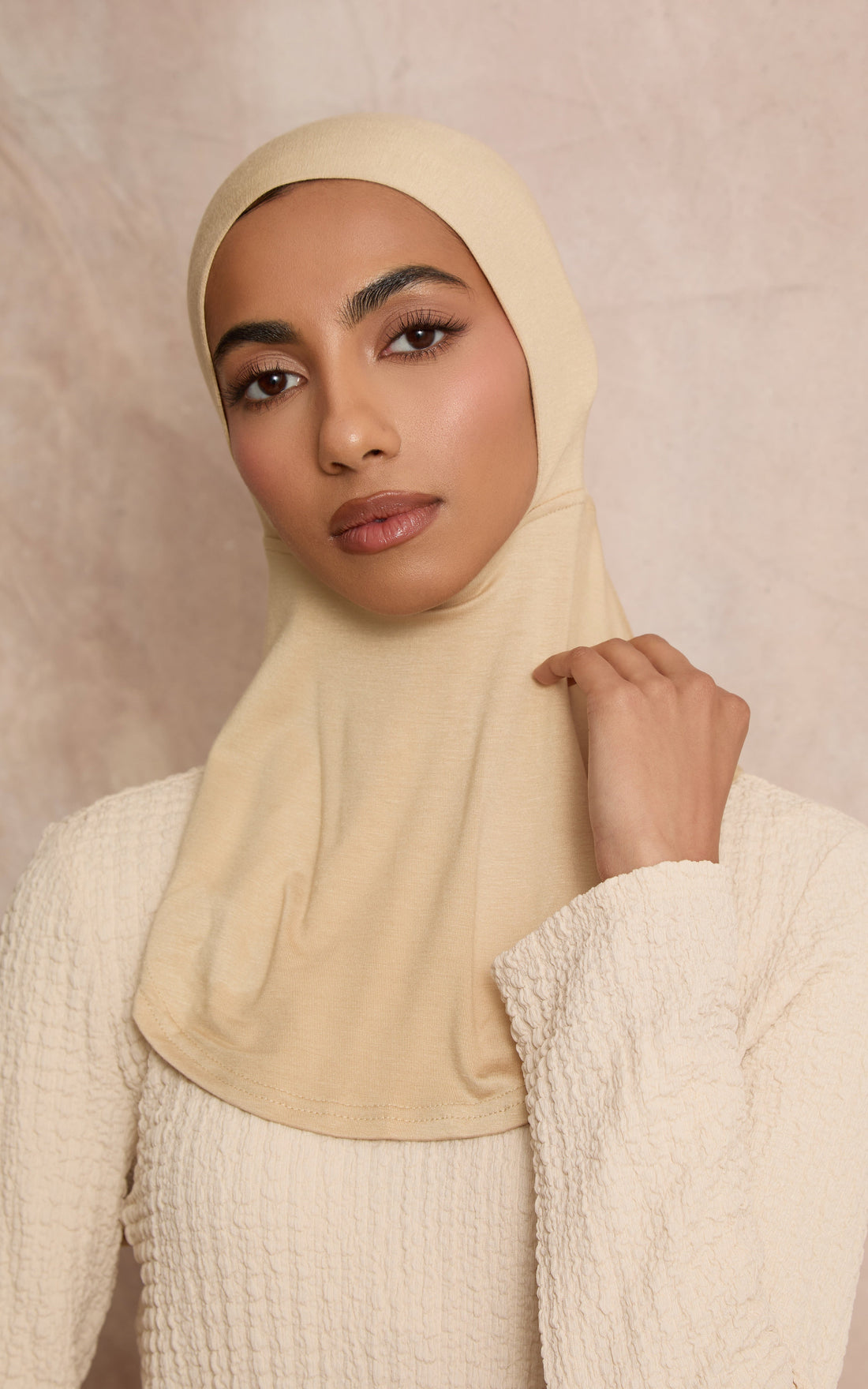 Amberlight Full Coverage Adjustable Under Scarf