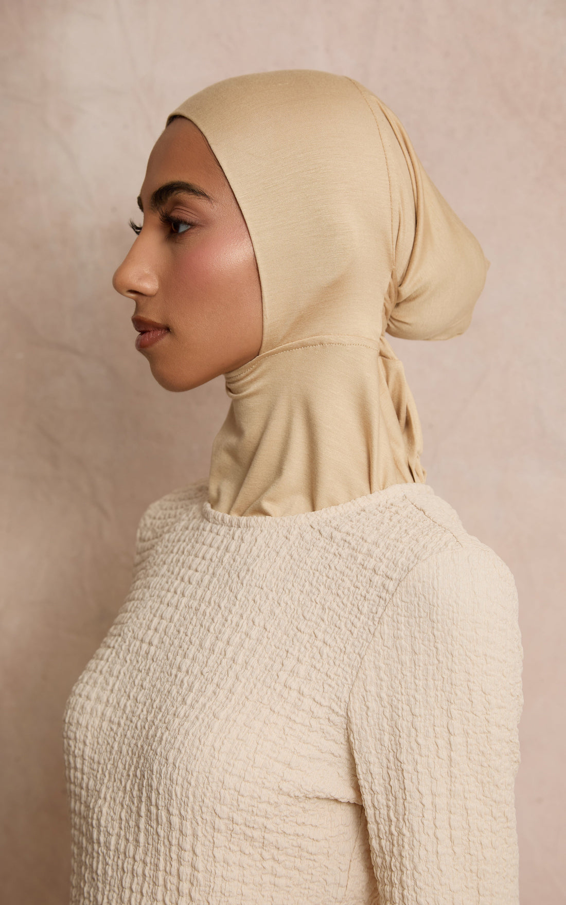 Amberlight Full Coverage Adjustable Under Scarf
