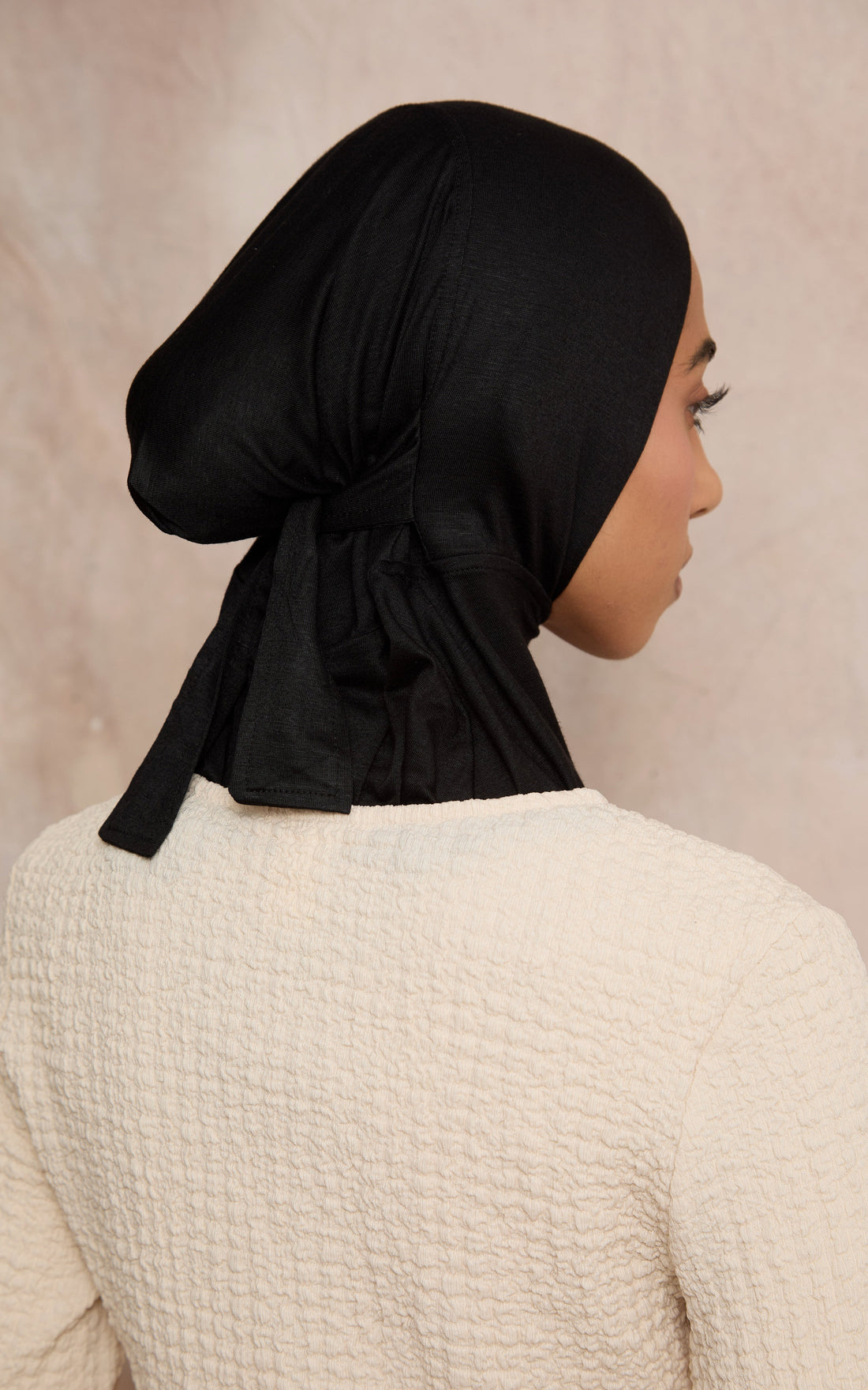 Black Full Coverage Adjustable Under Scarf