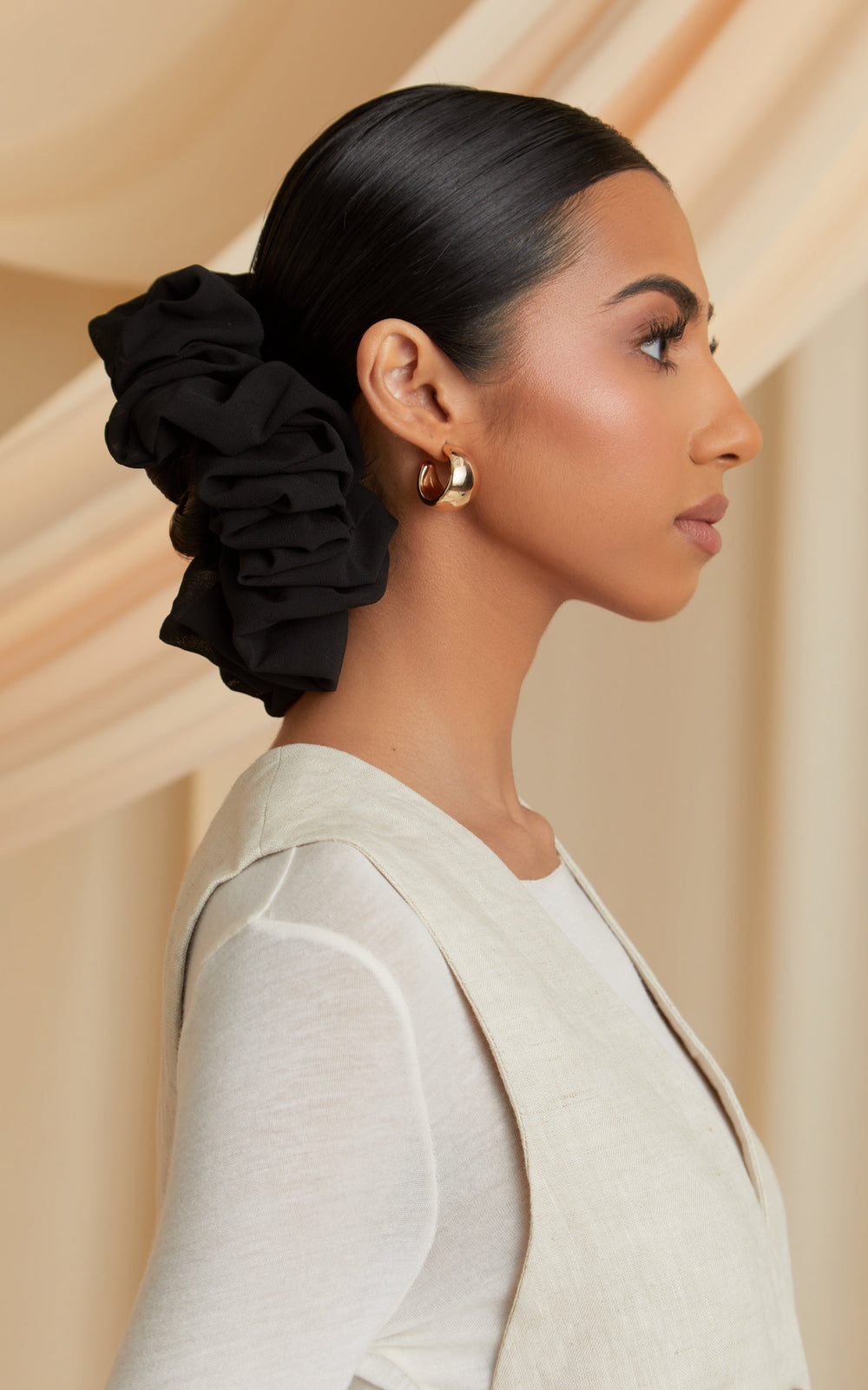 Chiffon Scrunchie — Black