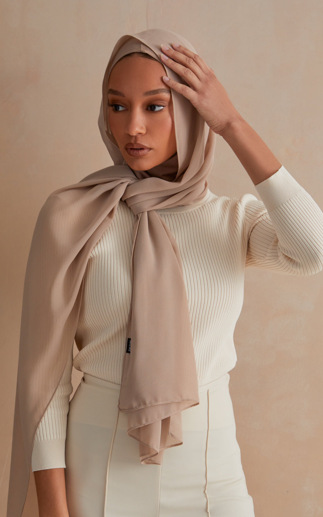 Burro Full Coverage Essential Under Scarf