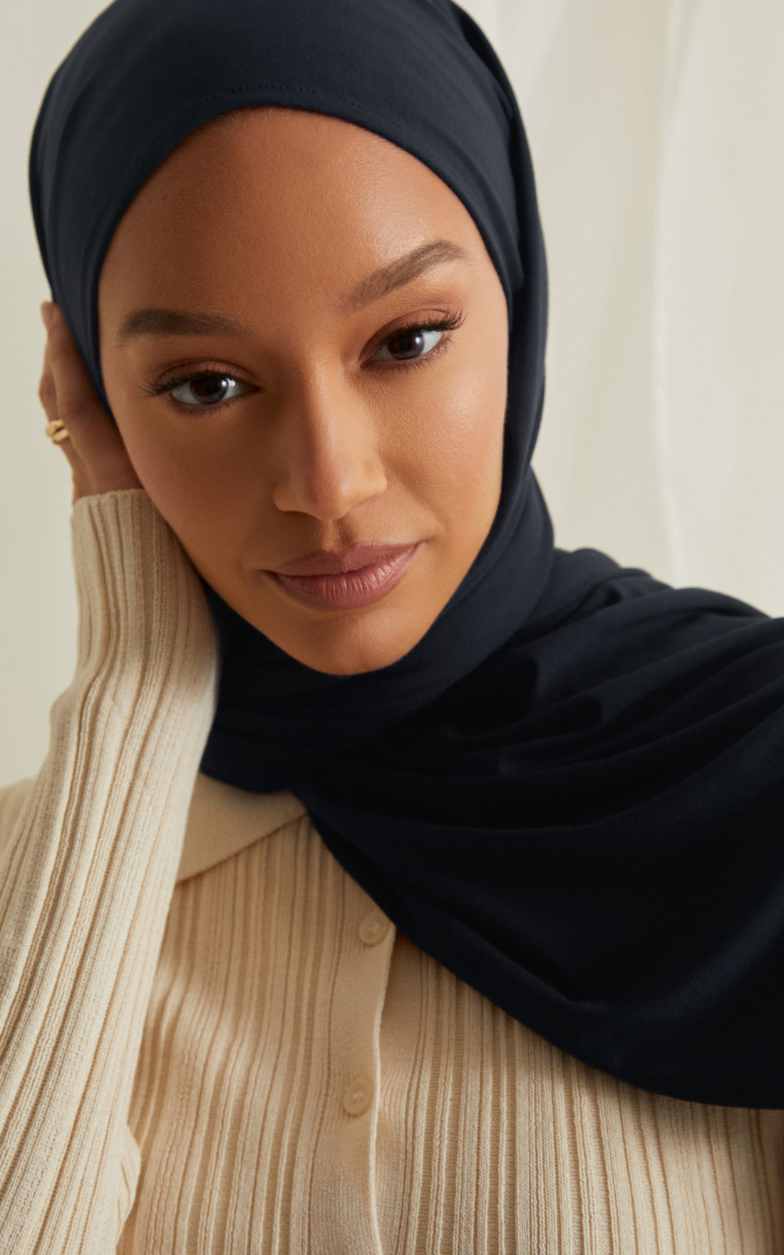 Deep Well Premium Jersey Hijab — Standard