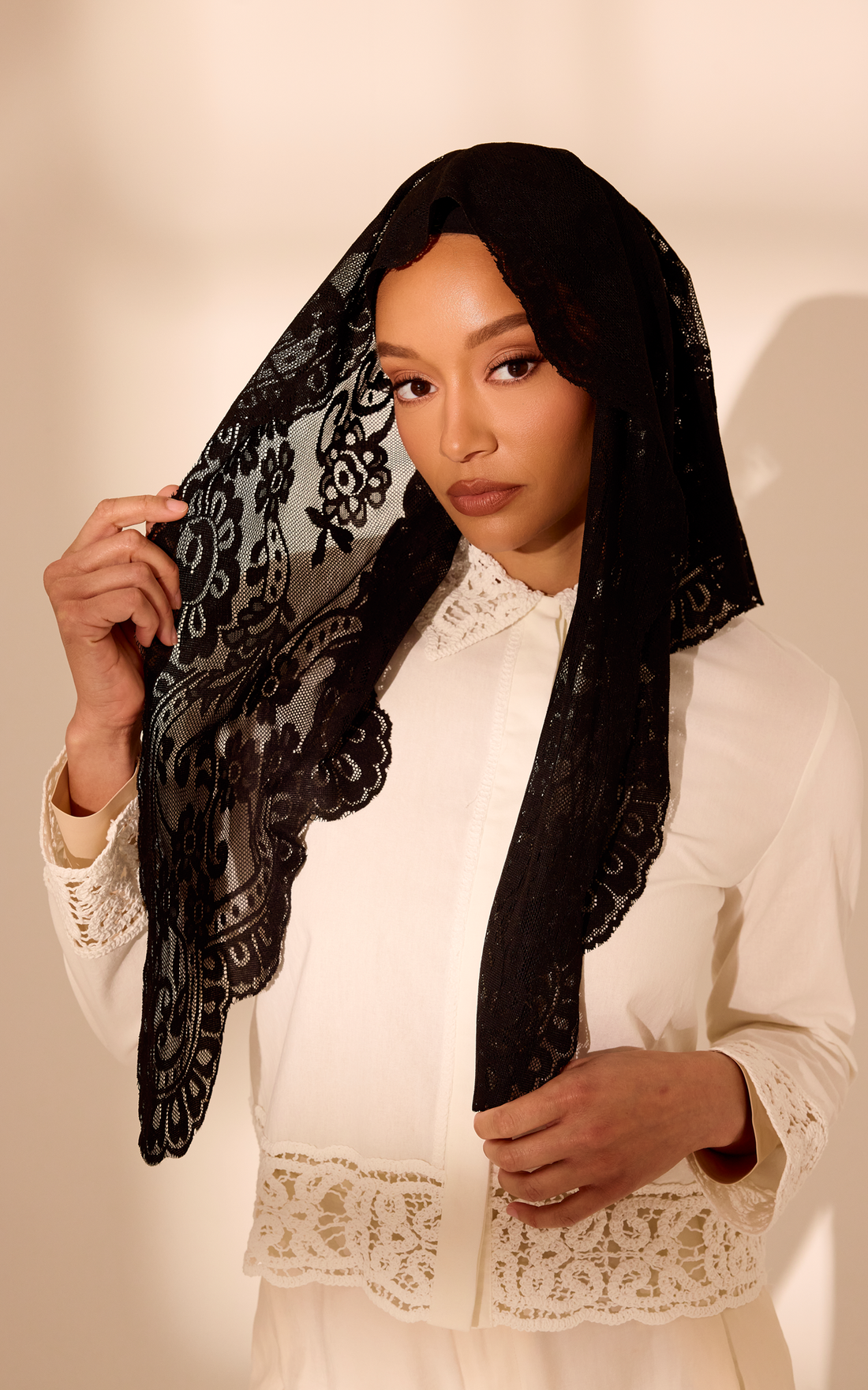 Onyx ELARA Lace Hijab