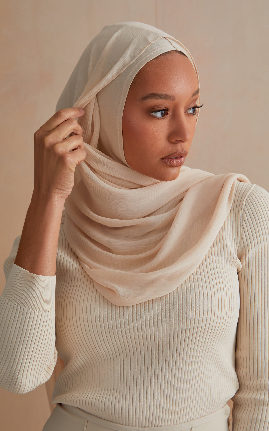 Moonlight Full Coverage Essential Under Scarf