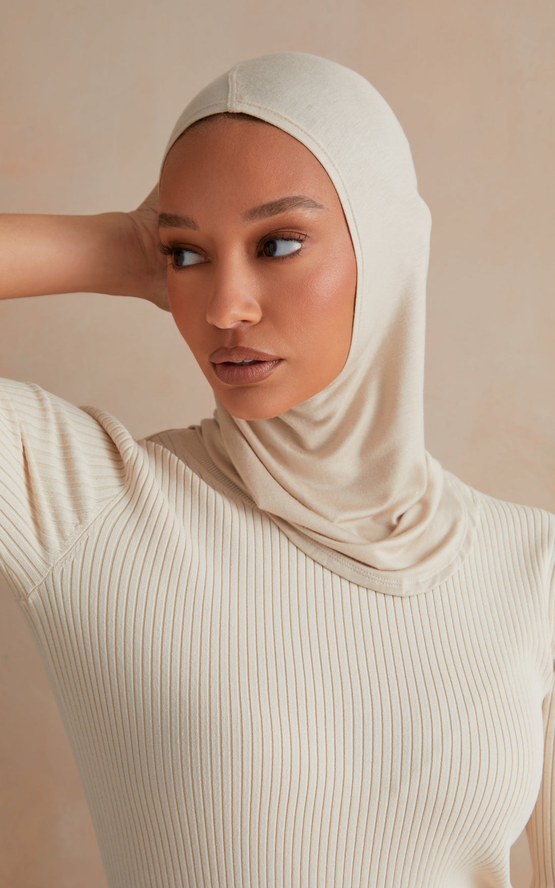 Moonlight Full Coverage Essential Under Scarf