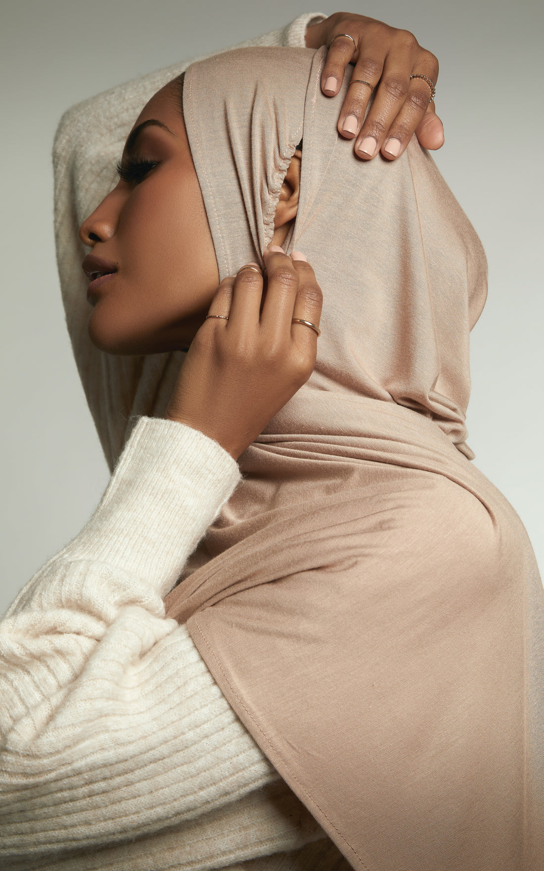 Mushroom Access 2.0 Cross-Front Under Scarf — CULTURE (view 6)