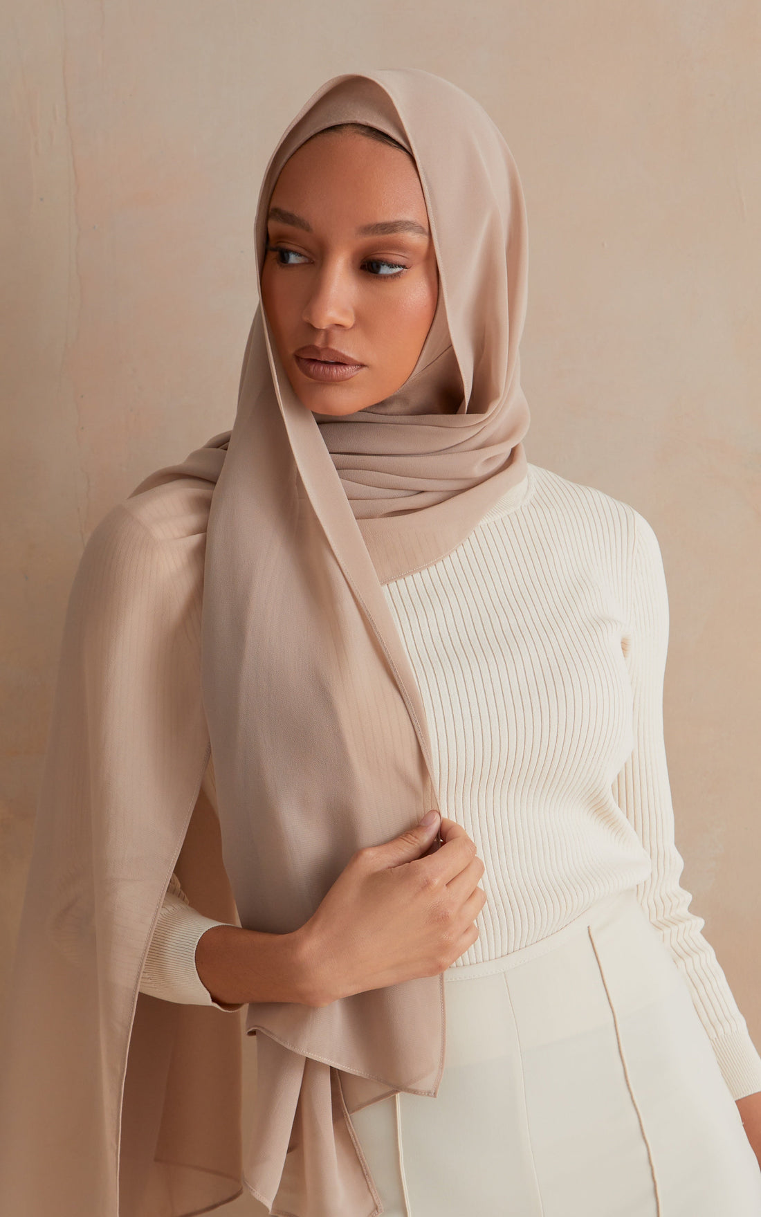 Burro Full Coverage Adjustable Under Scarf