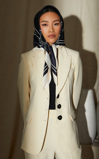 Reine Square Satin