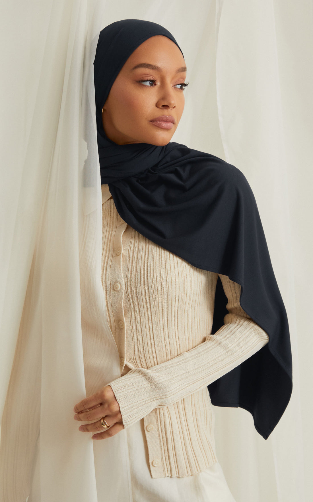 Deep Well Premium Jersey Hijab — Standard