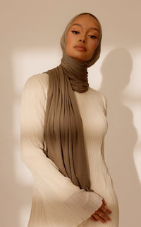 Truffle Effortless Hijab — CULTURE (view 2)