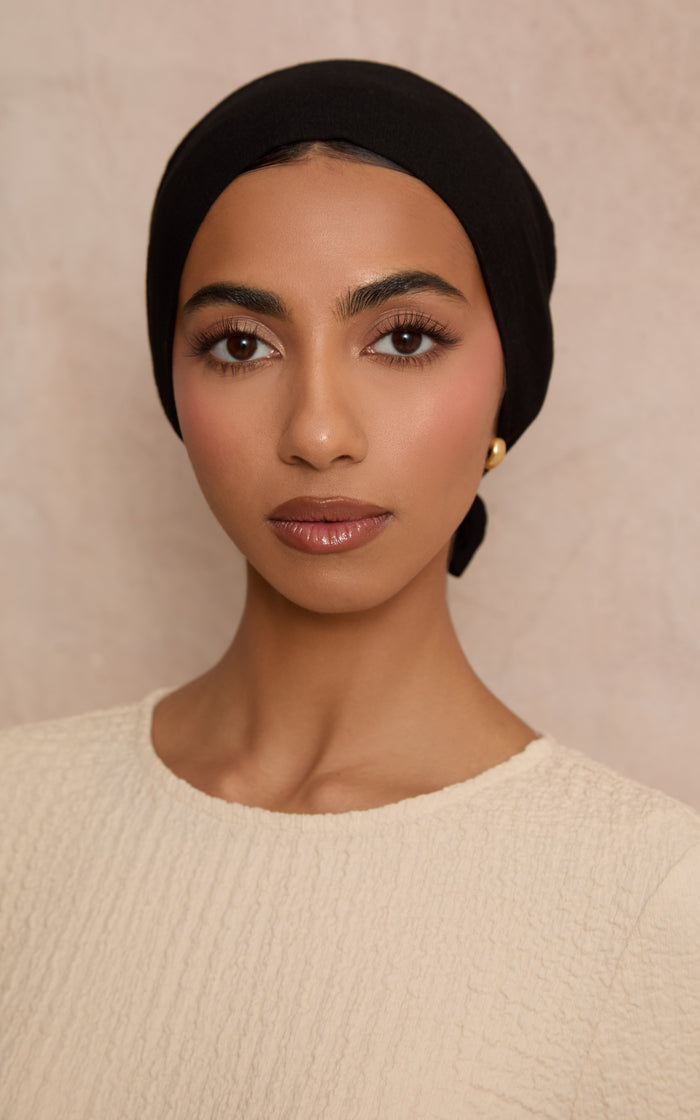 Mesh-Back Under Scarf Black