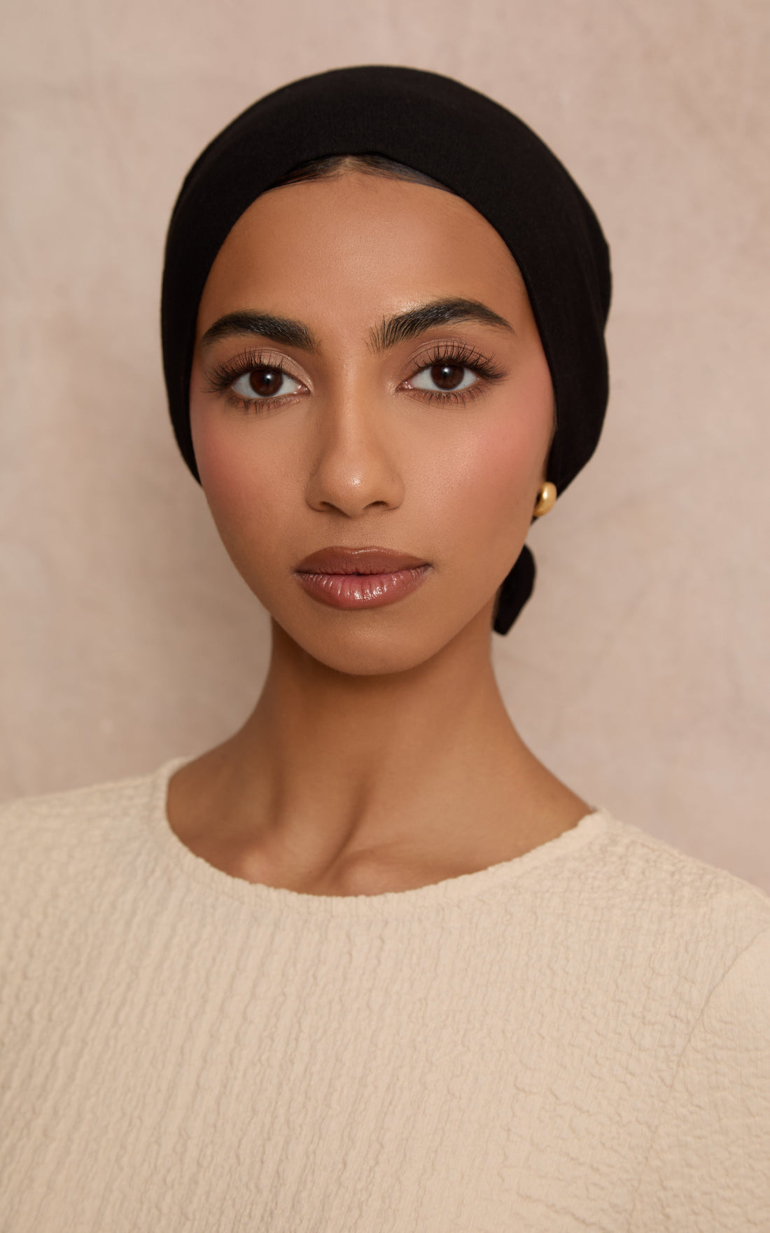 Black Mesh-Back Under Scarf — Regular