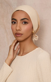 Nude Mesh-Back Under Scarf — Regular