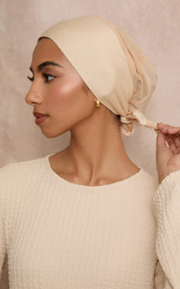 Nude Mesh-Back Under Scarf — Regular