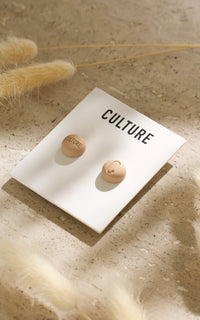 Nude Magnet Pin