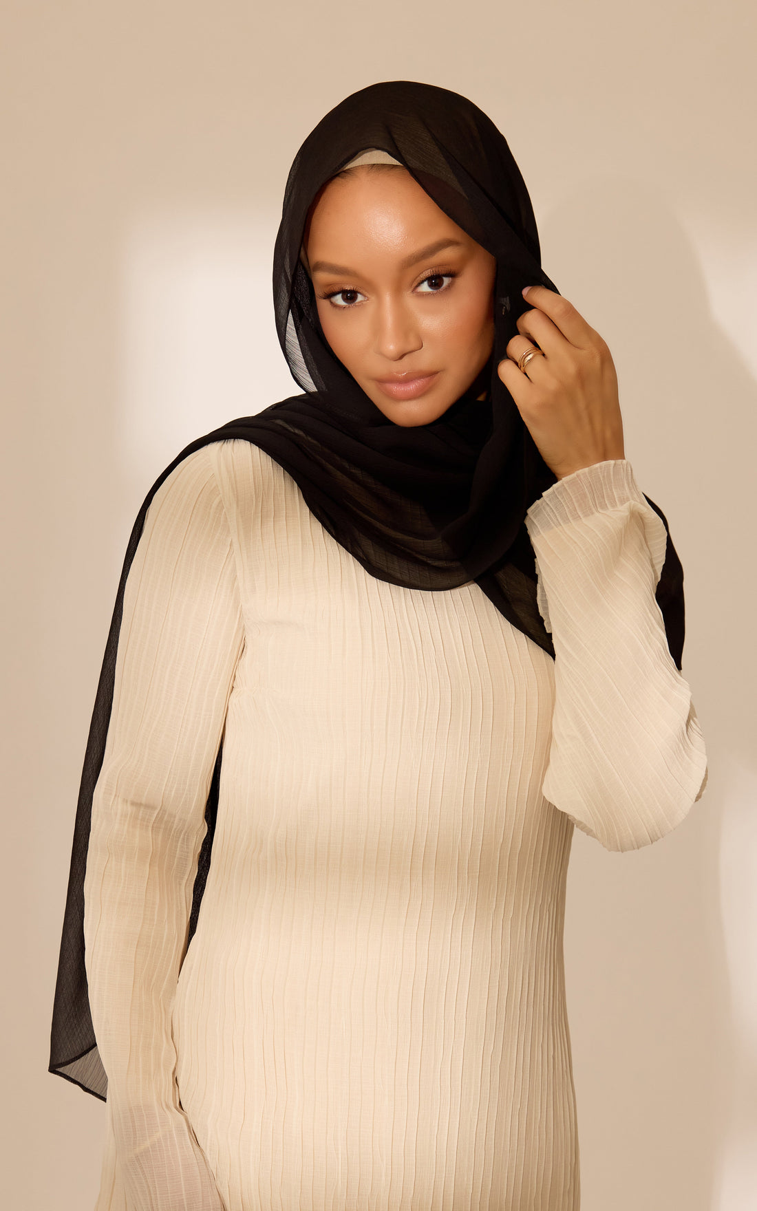 Onyx Textured Chiffon Hijab