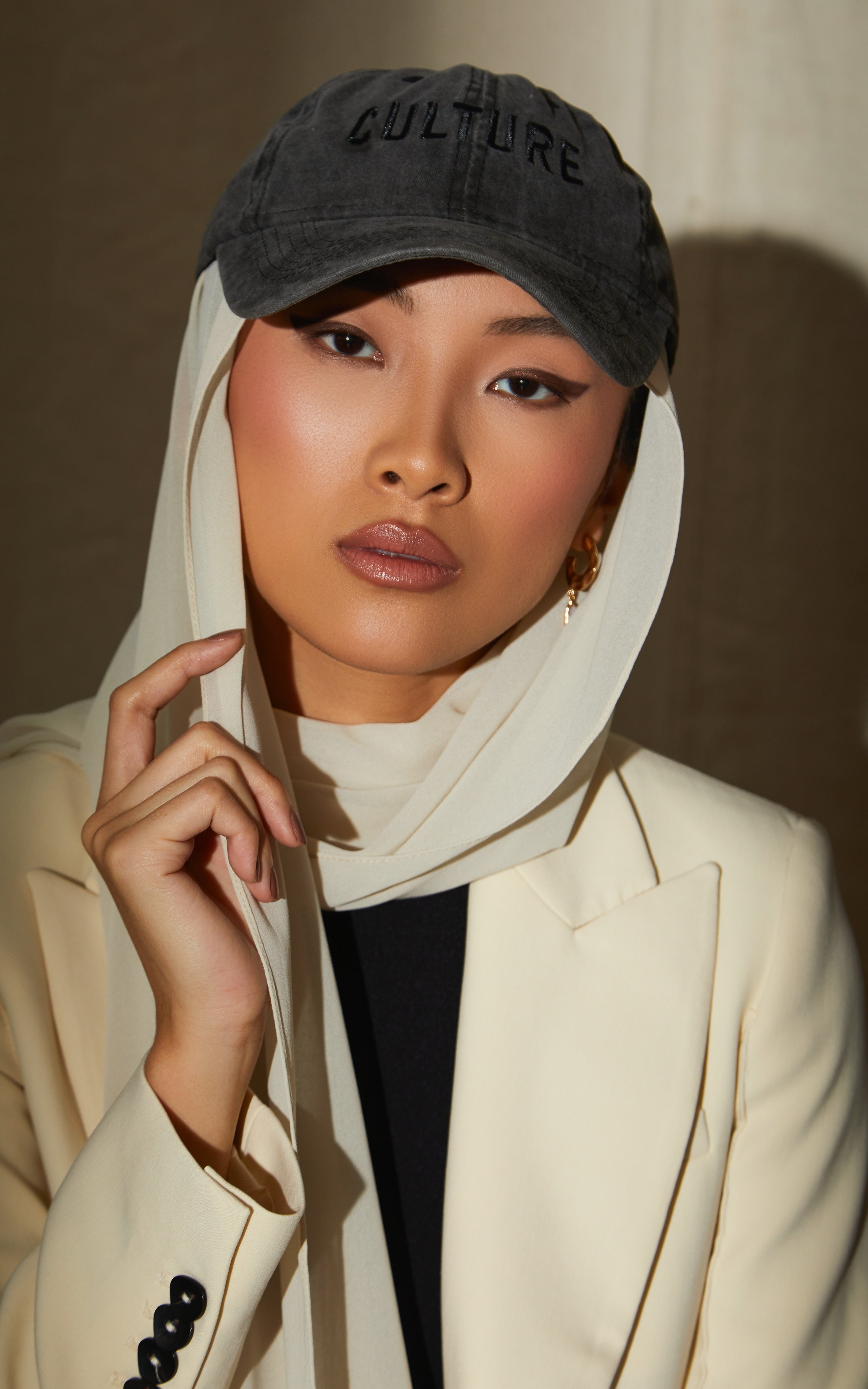 hat on hijab