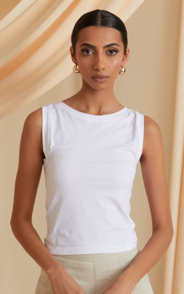 NEW Crew Neck Ultra Smooth Seamless Tank in White $16.95 Free Shipping!