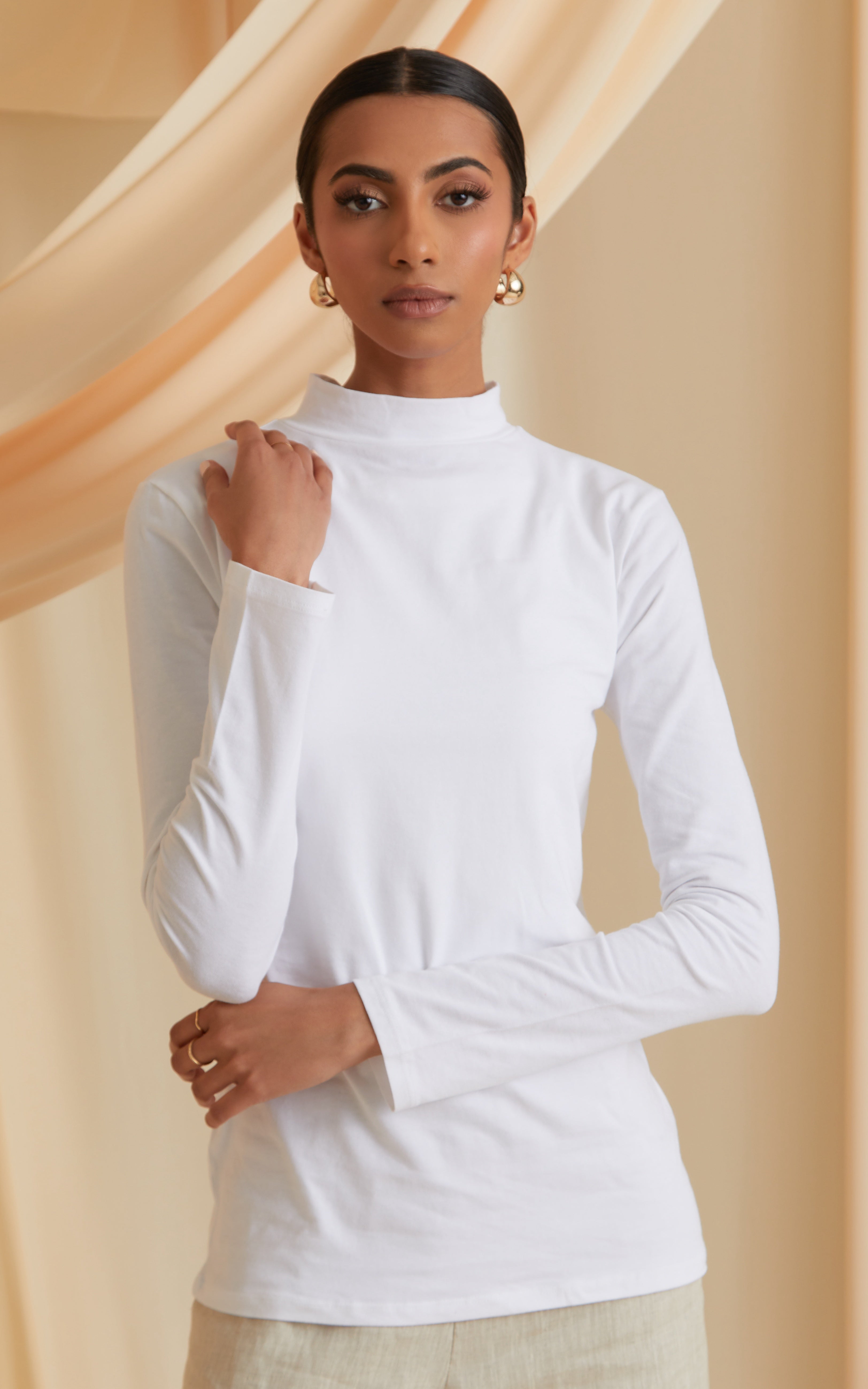 Full Sleeve White Roll Neck Top Women's High Neck Long Sleeve