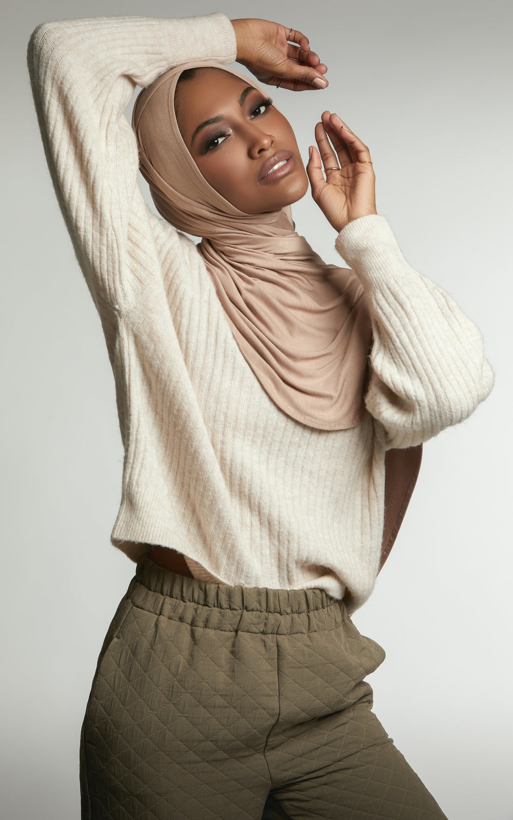 Access 2.0 Under Scarf — Mushroom