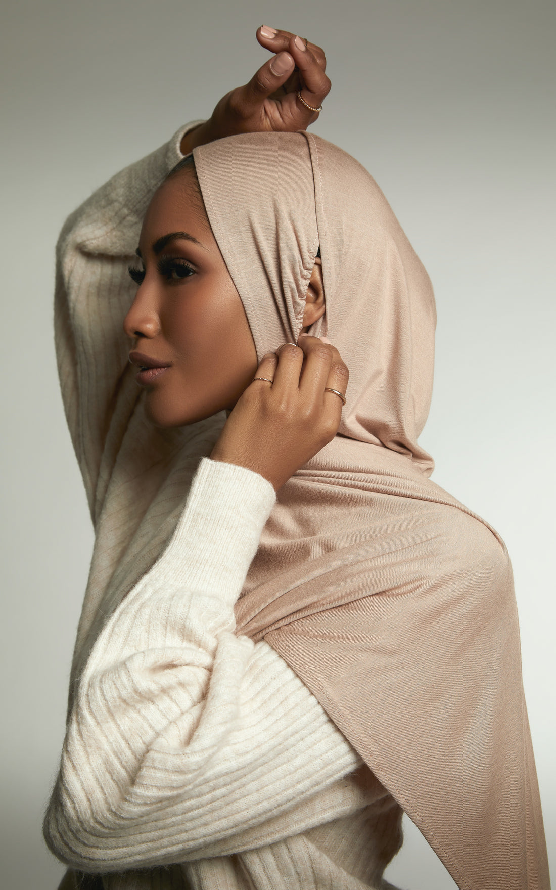 Mushroom Access 2.0 Cross-Front Under Scarf — CULTURE (view 5)